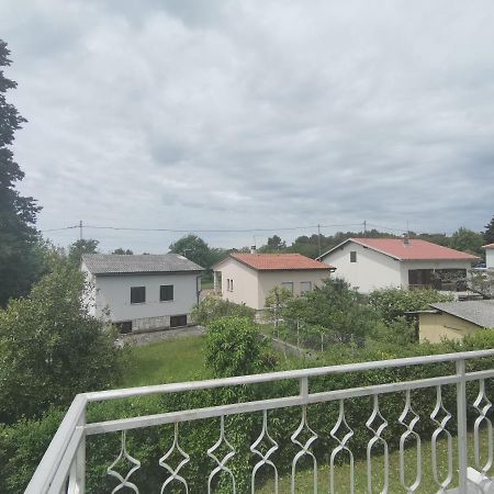 Apartments Victoria Savudrija Eksteriør bilde